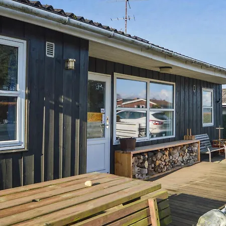 Gorgeous Home In Haderslev With Wifi