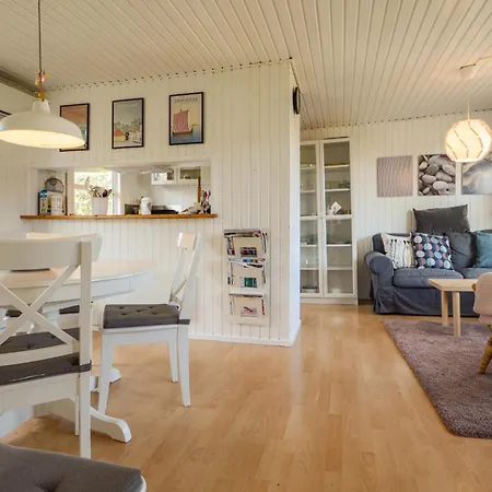 Gorgeous Home In Haderslev With Wifi Hébergement de vacances *